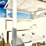Casa Con Vista A ポリニャーノ・ア・マーレ